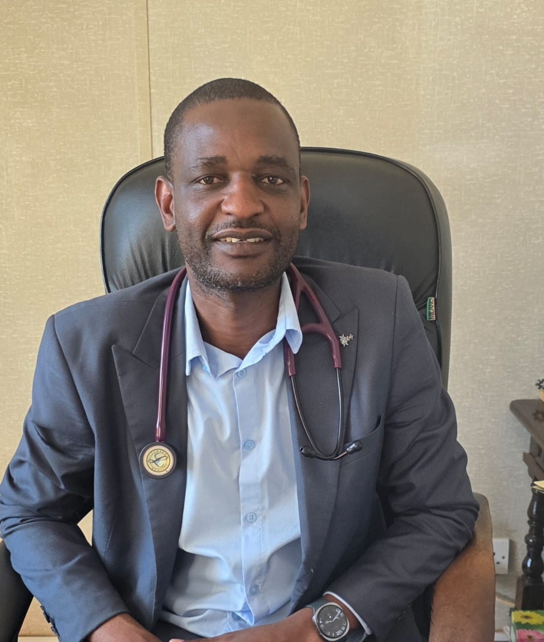 Nickerson Mukapa, MBChB (UZ), MMed Medicine (UZ), Fellow (ECSAC)